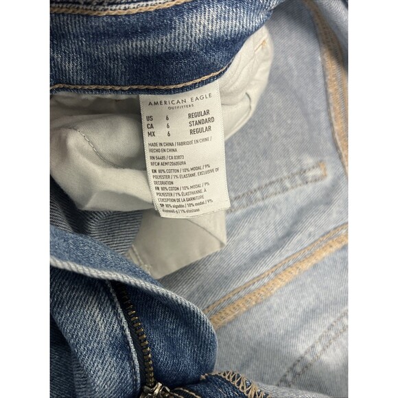 American Eagle Outfitters Women’s Ripped Stretch Mom Straight Jean Size 6 - Picture 3 of 8